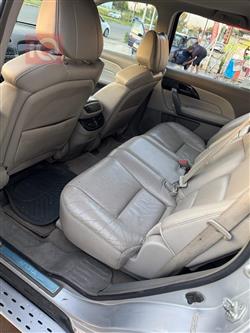أكورا MDX